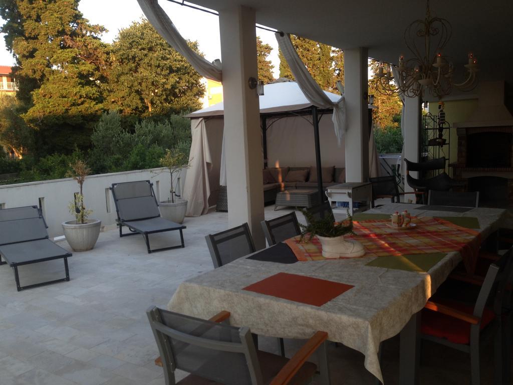 Apartments Casa Nostra Biograd Na Moru Room photo
